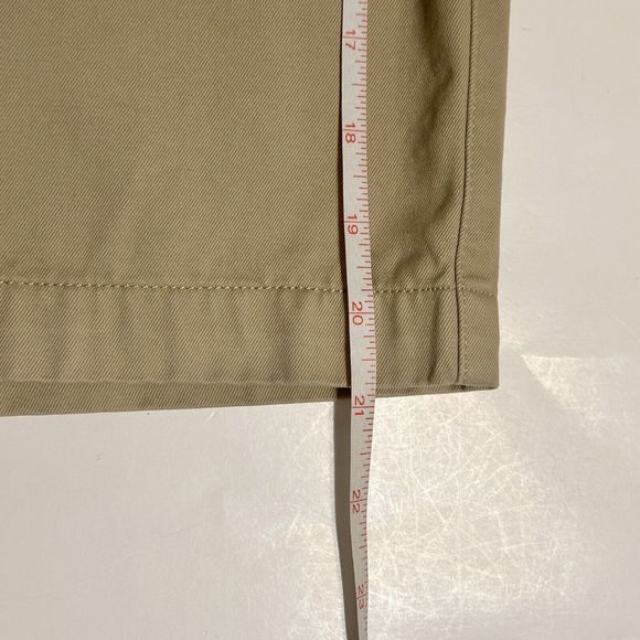 Peter Millar Khaki Shorts Mens Size 38 Beige Performance Golf Activewear Chino - Picture 7 of 9